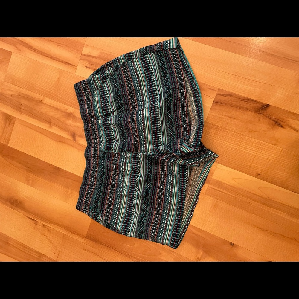 Dakine XL women’s shorts